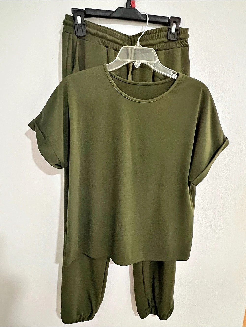 SHEIN Olive Jogger Set Size Large Like New